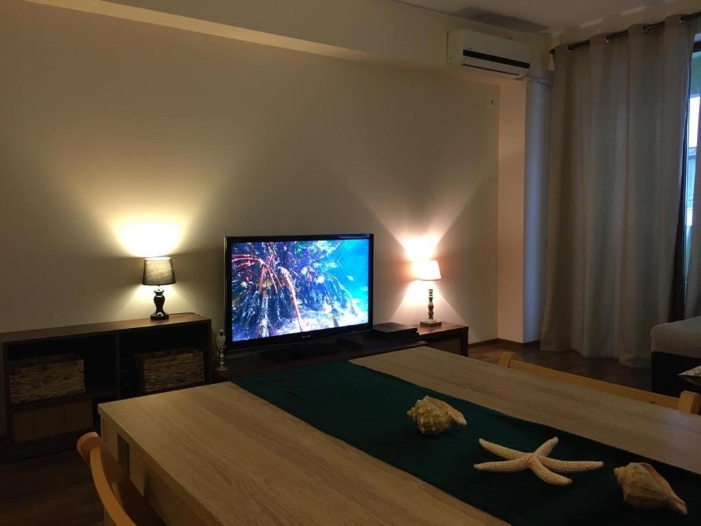 Sea Escape Apartment Mamaia Exterior photo